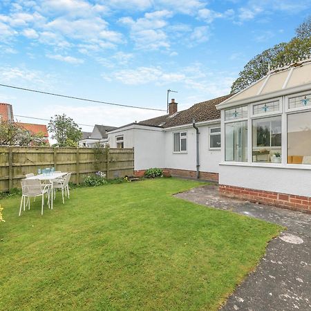 Villa Seashell Haven Beadnell Esterno foto